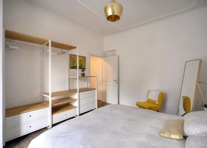 Apartament Centralissimo E Luminosissimo A *