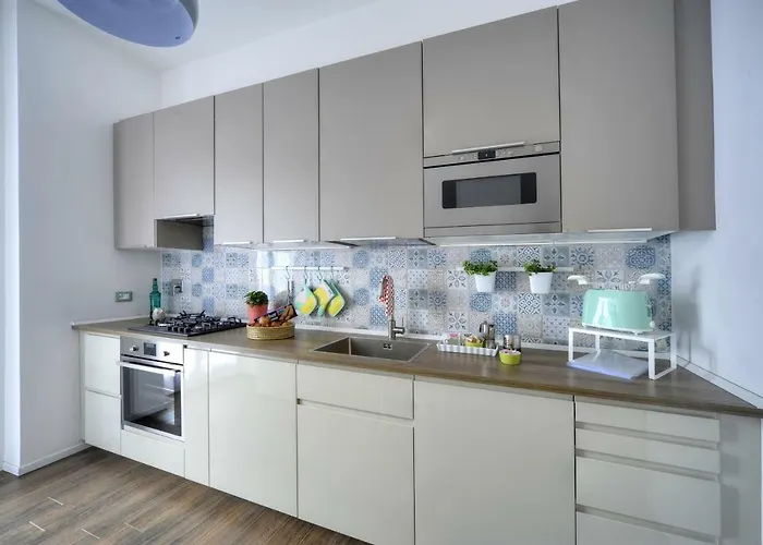 Apartament Centralissimo E Luminosissimo A *
